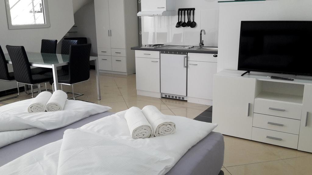 Villaci Business Apartments Leimen  Bagian luar foto